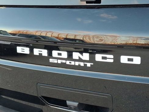 Used 2023 Ford Bronco Sport Outer Banks w/ Tech Package image 32