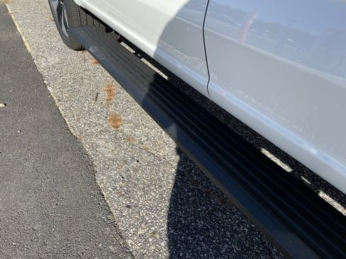 New 2025 Ford F150 Lightning Platinum image 28