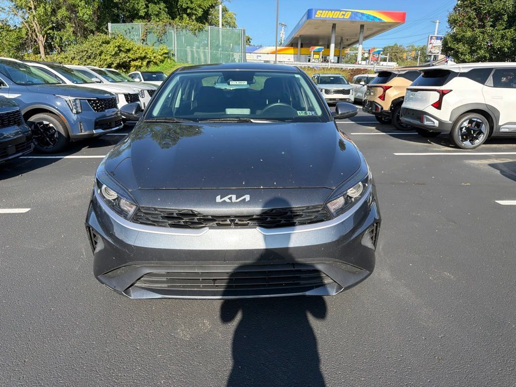 Certified 2023 Kia Forte LXS w/ LXS Technology Package FWD image 2