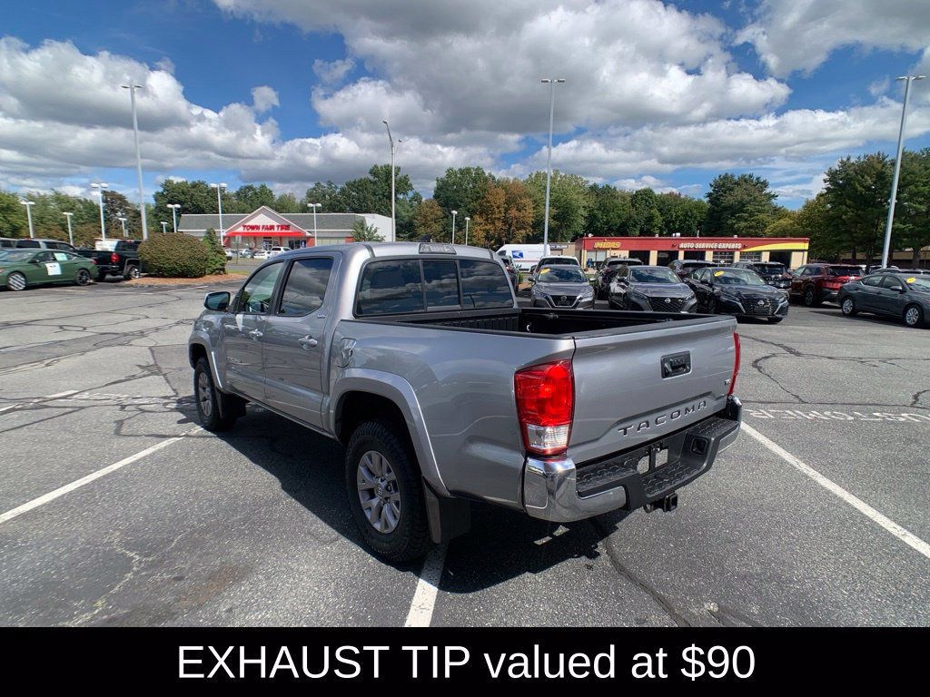 Used 2017 Toyota Tacoma SR5 w/ Tow Package AWD/4WD image 6