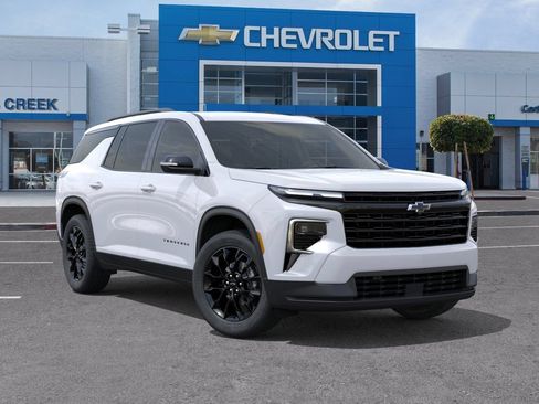 New 2026 Chevrolet Traverse LT w/ Midnight/Sport Edition AWD/4WD image 2