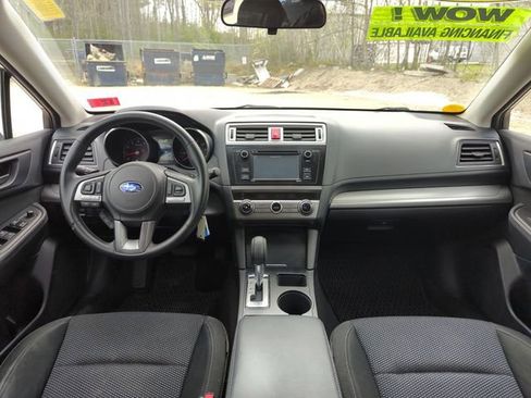 Used 2017 Subaru Outback 2.5i AWD/4WD image 16