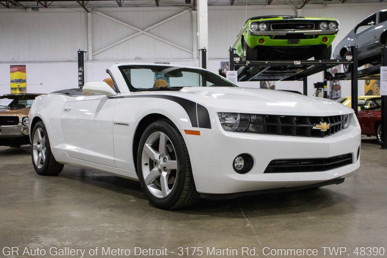 Used 2013 Chevrolet Camaro LT RWD image 11