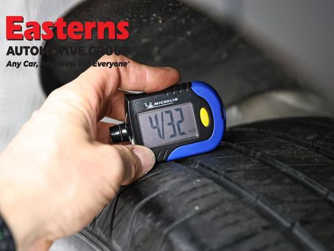 Used 2023 Hyundai Santa Fe SEL image 30