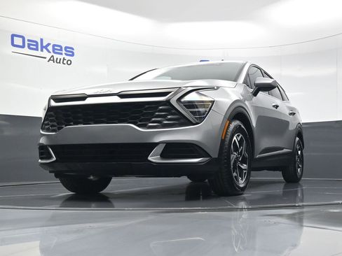 Certified 2024 Kia Sportage LX image 39