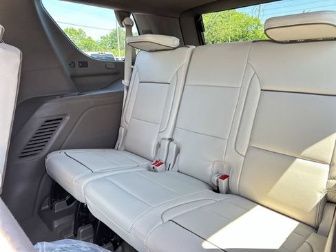 New 2026 GMC Yukon Denali w/ Advanced Technology Package AWD/4WD image 43