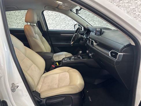 Used 2018 MAZDA CX-5 Touring image 11