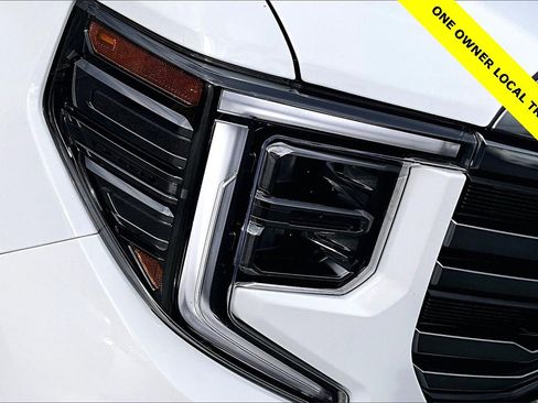 Used 2024 GMC Sierra 1500 AT4 w/ Technology Package image 30