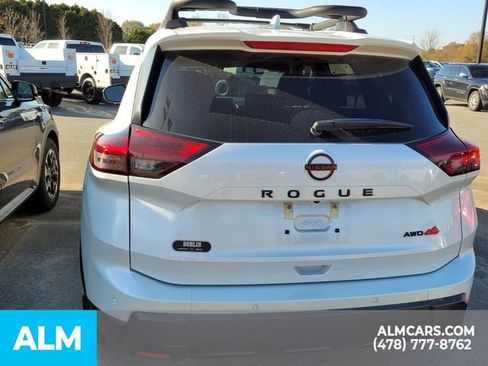 Used 2025 Nissan Rogue SV image 23