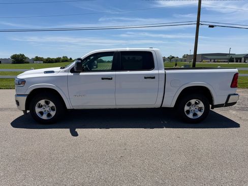 Used 2025 RAM 1500 Lone Star AWD/4WD image 1