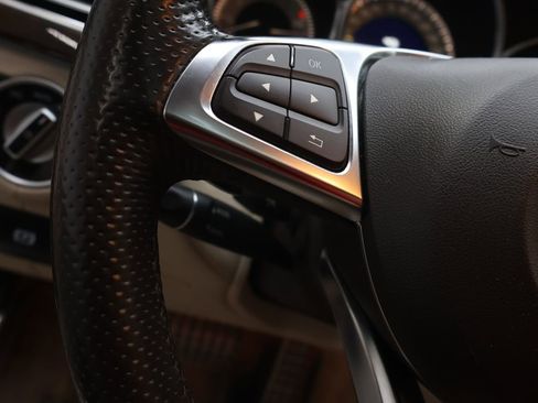 Used 2015 Mercedes-Benz CLS 550 4MATIC w/ Premium Package image 19