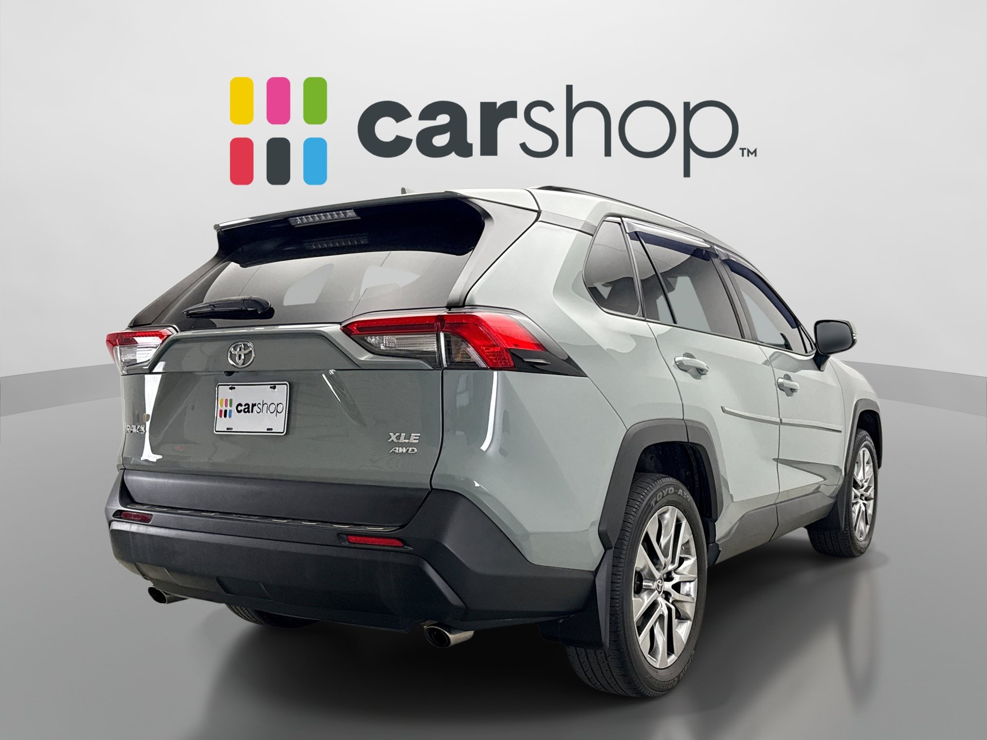 Used 2021 Toyota RAV4 XLE Premium AWD/4WD image 5
