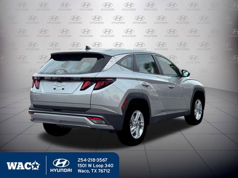 New 2026 Hyundai Tucson SE image 8
