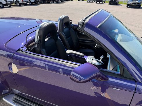 Used 2004 Chevrolet SSR w/ Preferred Equipment Group RWD image 30