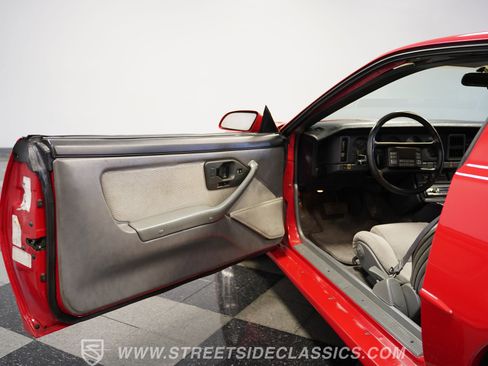 Used 1988 Pontiac Firebird Trans Am RWD image 37