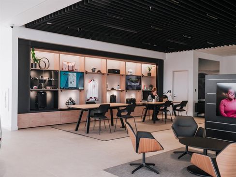 Used 2020 Tesla Model Y Long Range image 27