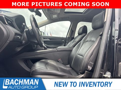 Used 2020 Buick Enclave Avenir AWD/4WD image 11