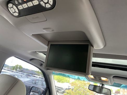 Used 2015 Honda Pilot Touring image 27