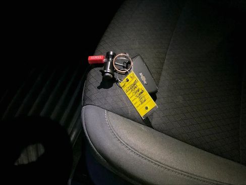 Used 2022 Chevrolet Silverado 1500 Custom image 13