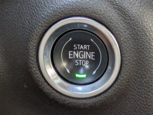 Used 2019 GMC Sierra 1500 Denali w/ Driver Alert Package II AWD/4WD image 28