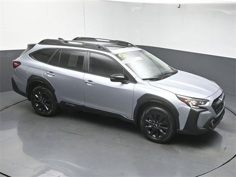 Used 2025 Subaru Outback Onyx Edition w/ Popular Package #2 image 42