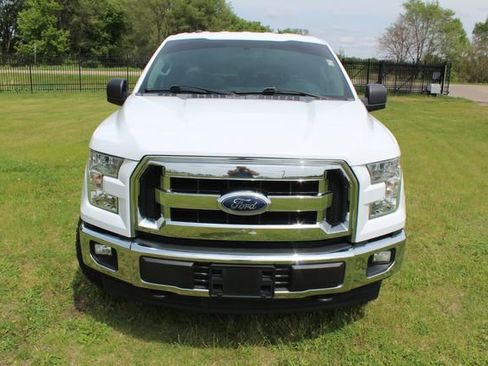 Used 2017 Ford F150 XLT w/ Equipment Group 301A Mid AWD/4WD image 4