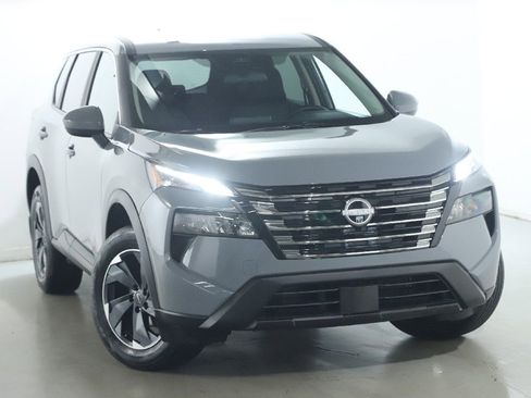 Certified 2026 Nissan Rogue SV w/ Cold Weather Package image 2