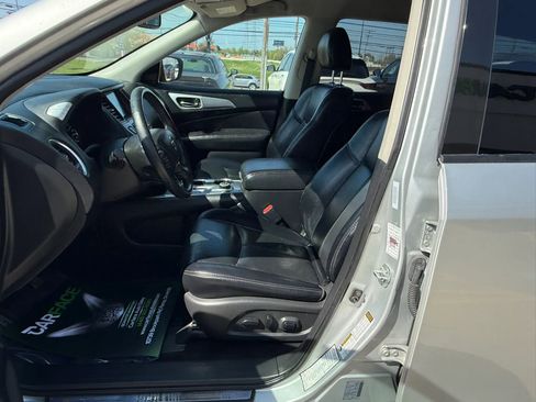 Used 2020 Nissan Pathfinder SL AWD/4WD image 20