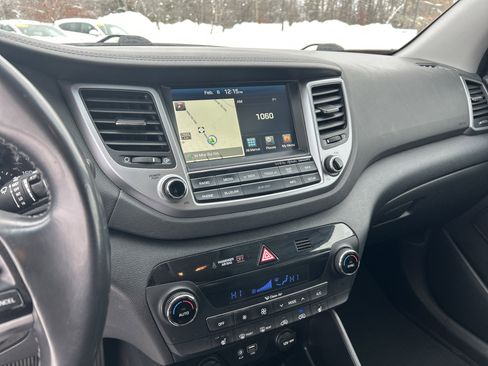 Used 2017 Hyundai Tucson Limited w/ Cargo Package image 17