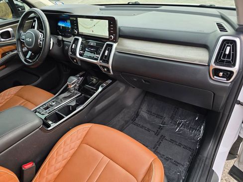 Used 2023 Kia Sorento SX Prestige image 31