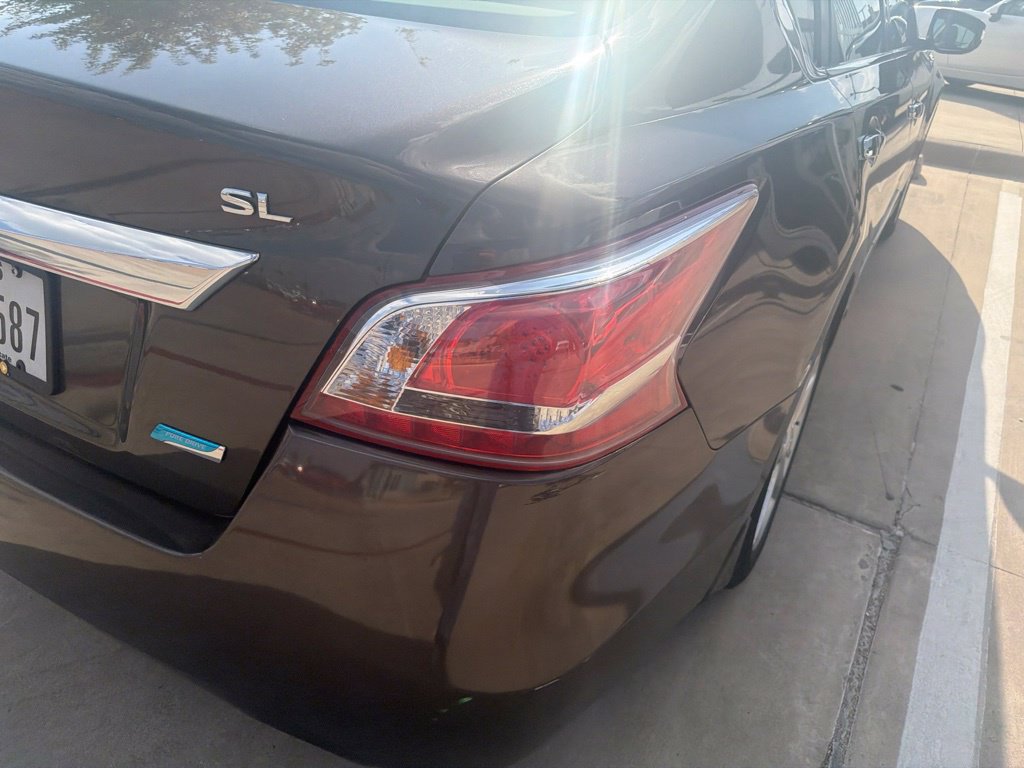 Used 2013 Nissan Altima 2.5 SL FWD image 12