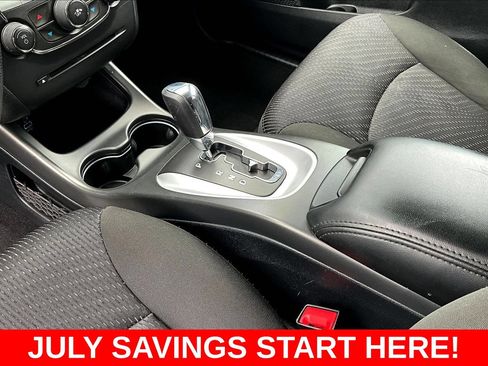 Used 2019 Dodge Journey SE FWD image 16