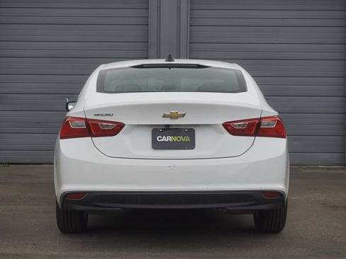 Used 2023 Chevrolet Malibu LS FWD image 4