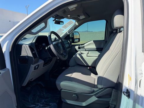 Used 2020 Ford F250 XL w/ STX Appearance Package image 11