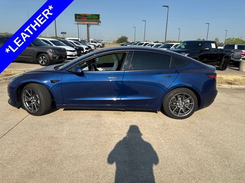 Used 2021 Tesla Model 3 Long Range AWD/4WD image 3