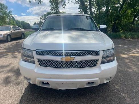 Used 2012 Chevrolet Tahoe LTZ AWD/4WD image 2