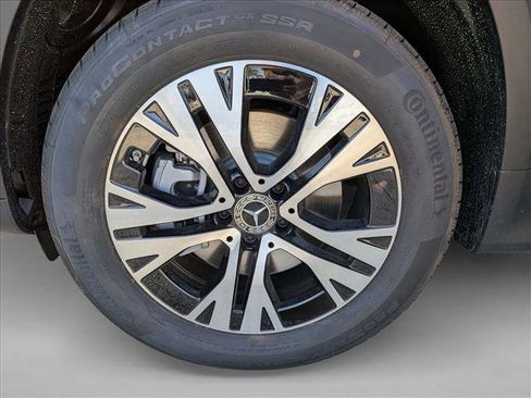 New 2026 Mercedes-Benz GLB 250 image 15