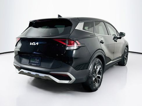 Used 2024 Kia Sportage EX FWD image 9