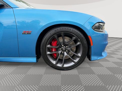 Used 2019 Dodge Charger Scat Pack w/ Dynamics Package RWD image 30
