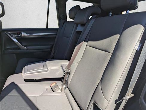 Used 2021 Lexus GX 460 Premium w/ Premium Package image 25