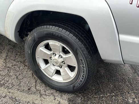 Used 2009 Toyota Tacoma 4x4 Double Cab image 9