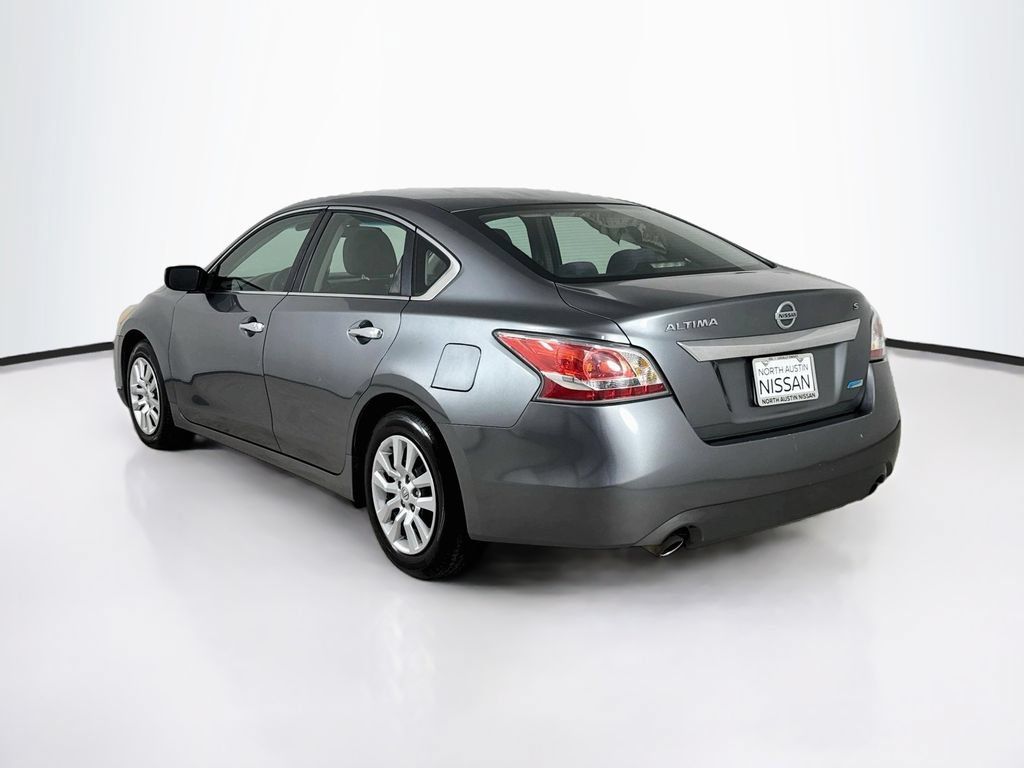 Used 2014 Nissan Altima 2.5 S FWD image 5