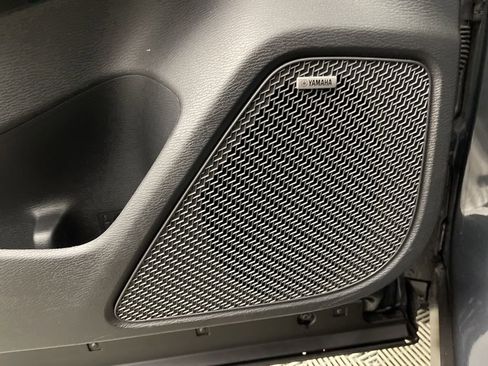 Used 2025 Mitsubishi Outlander SE image 21