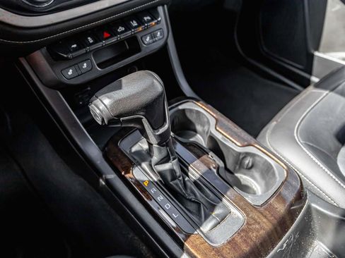 Used 2021 GMC Canyon Elevation w/ High Elevation Package image 17