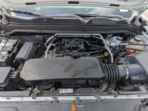 Used 2023 Chevrolet Colorado W/T RWD image 32