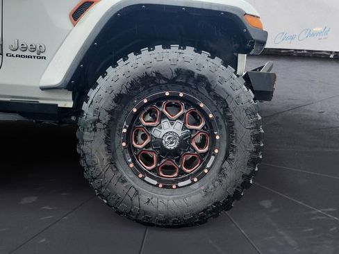 Used 2022 Jeep Gladiator Overland w/ Popular Equipment Package AWD/4WD image 10