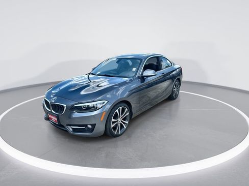 Used 2016 BMW 228i Coupe RWD image 4