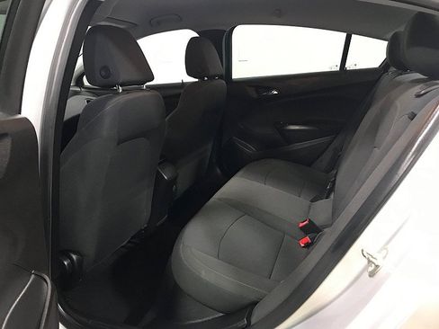 Used 2019 Chevrolet Cruze LS w/ LS Fleet Convenience Package FWD image 16