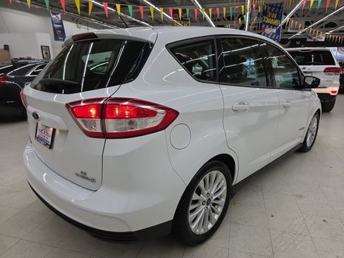 Used 2017 Ford C-MAX SE FWD image 6