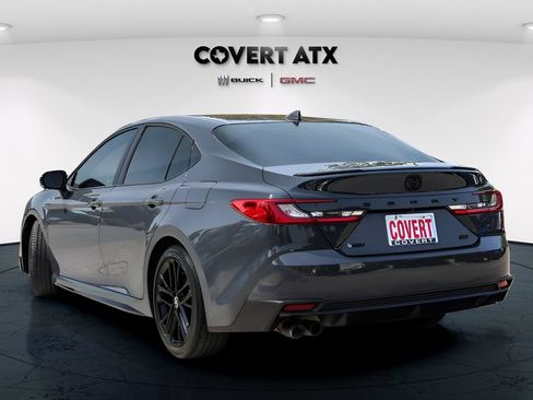 Used 2025 Toyota Camry SE w/ Convenience Package FWD image 6